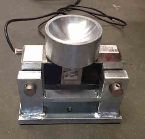 <p>C&eacute;lula de carga de doble cortadura con soporte</p>
